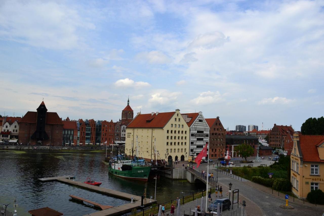 Apartamenty Centrum Nad Motlawa Z Widokiem Na Patio Z Balkonem Gdansk Exterior foto