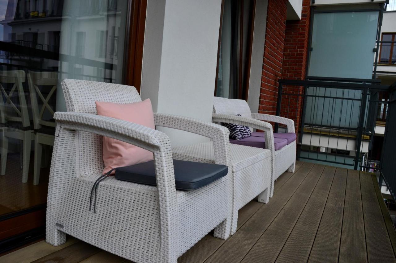 Apartamenty Centrum Nad Motlawa Z Widokiem Na Patio Z Balkonem Gdansk Exterior foto